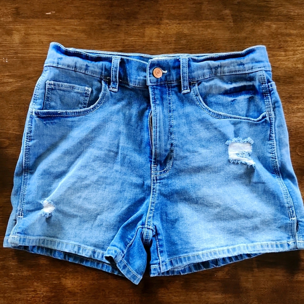 Jordache jean shorts size 29
